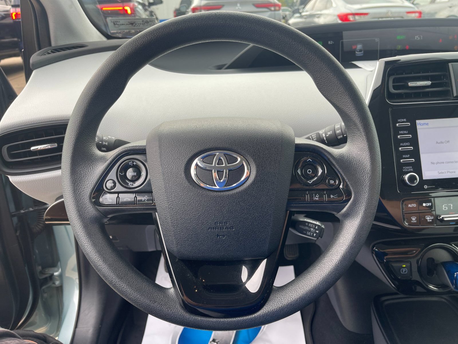 Used 2021 Toyota Prius LE FWD image 25