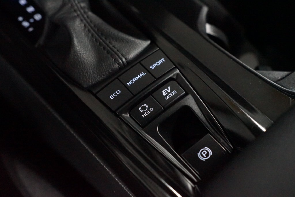Certified 2025 Toyota Camry LE FWD image 22