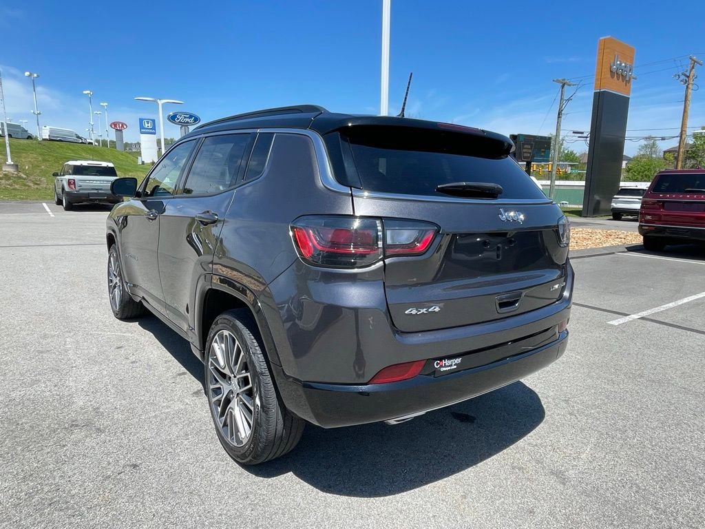 Used 2023 Jeep Compass Limited w/ Elite Group AWD/4WD image 5