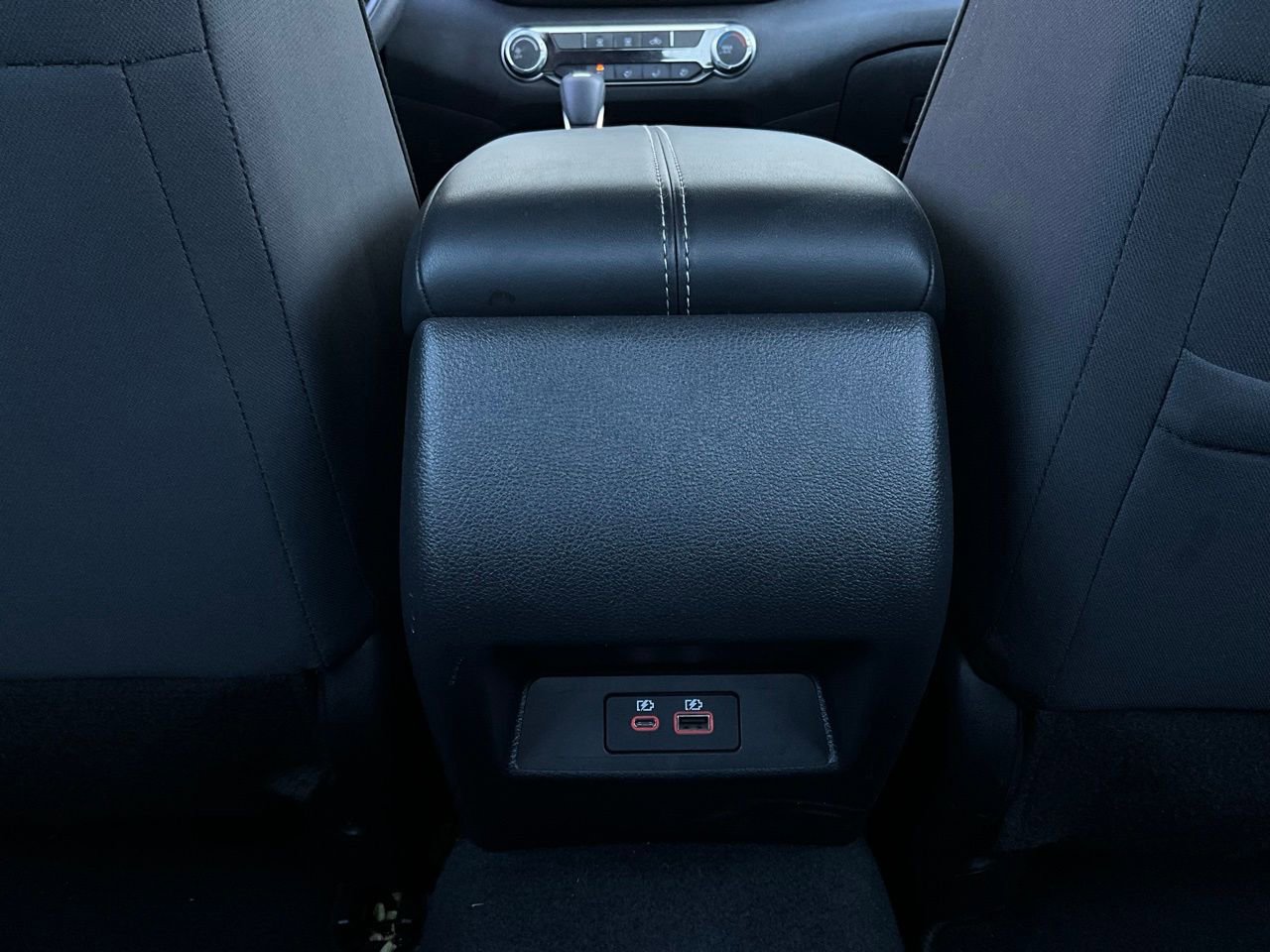 Used 2025 Nissan Altima 2.5 SV image 13