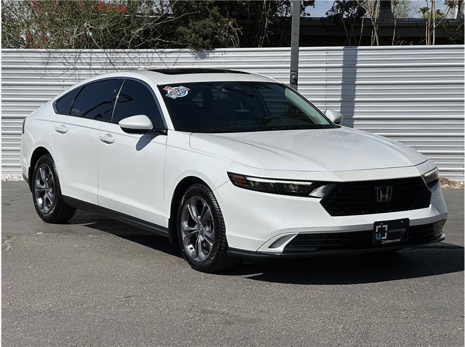 Used 2023 Honda Accord EX image 7