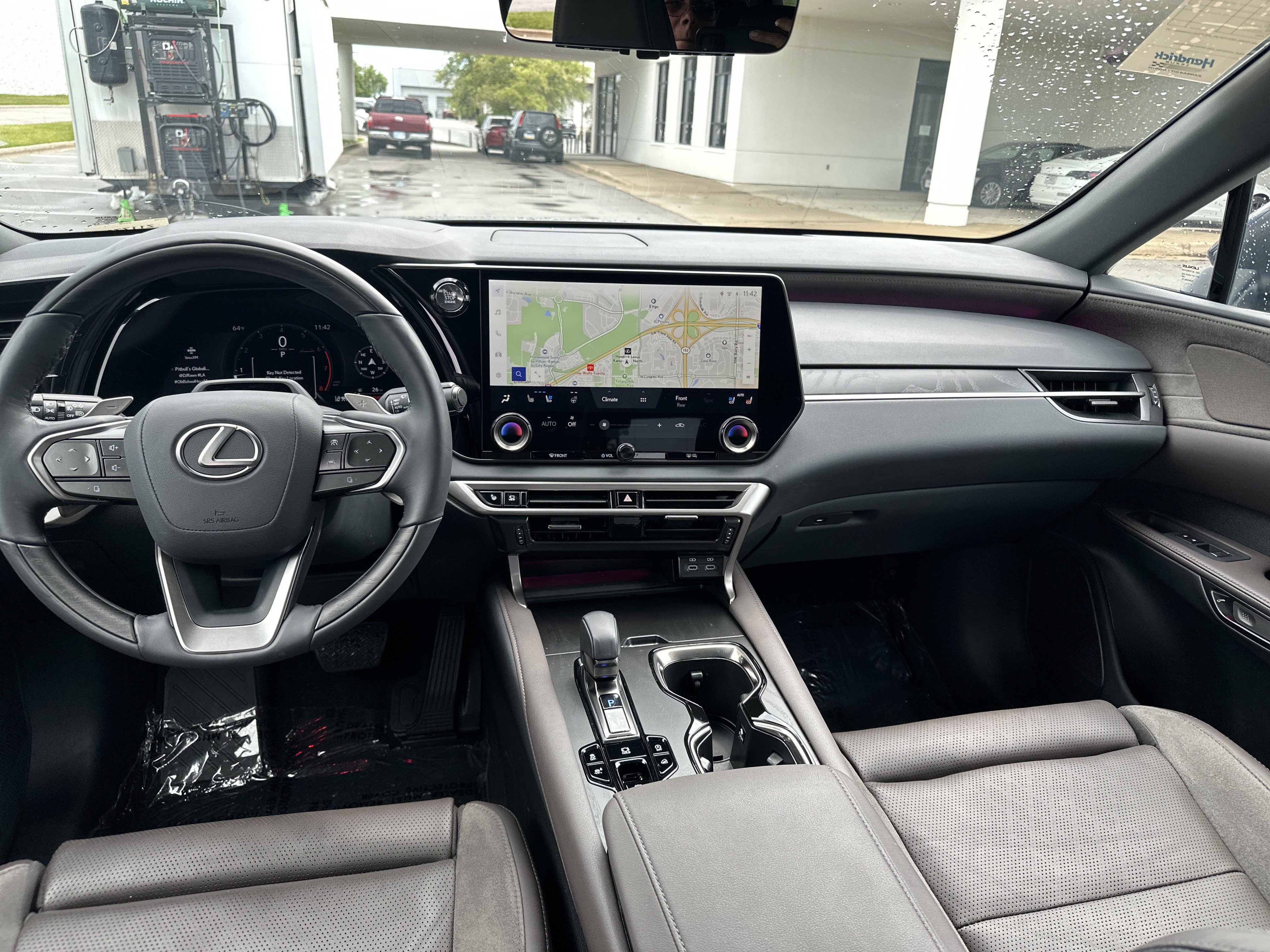 Certified 2025 Lexus RX 350 AWD w/ Convenience Package image 29