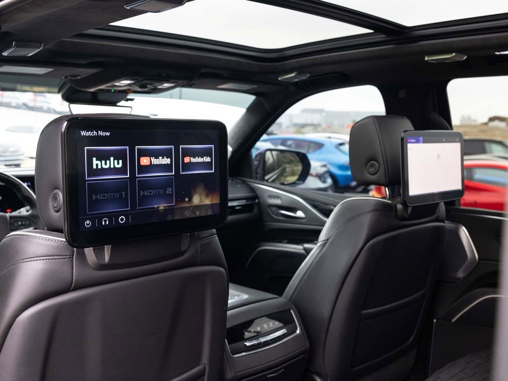 Used 2023 Cadillac Escalade ESV V image 51