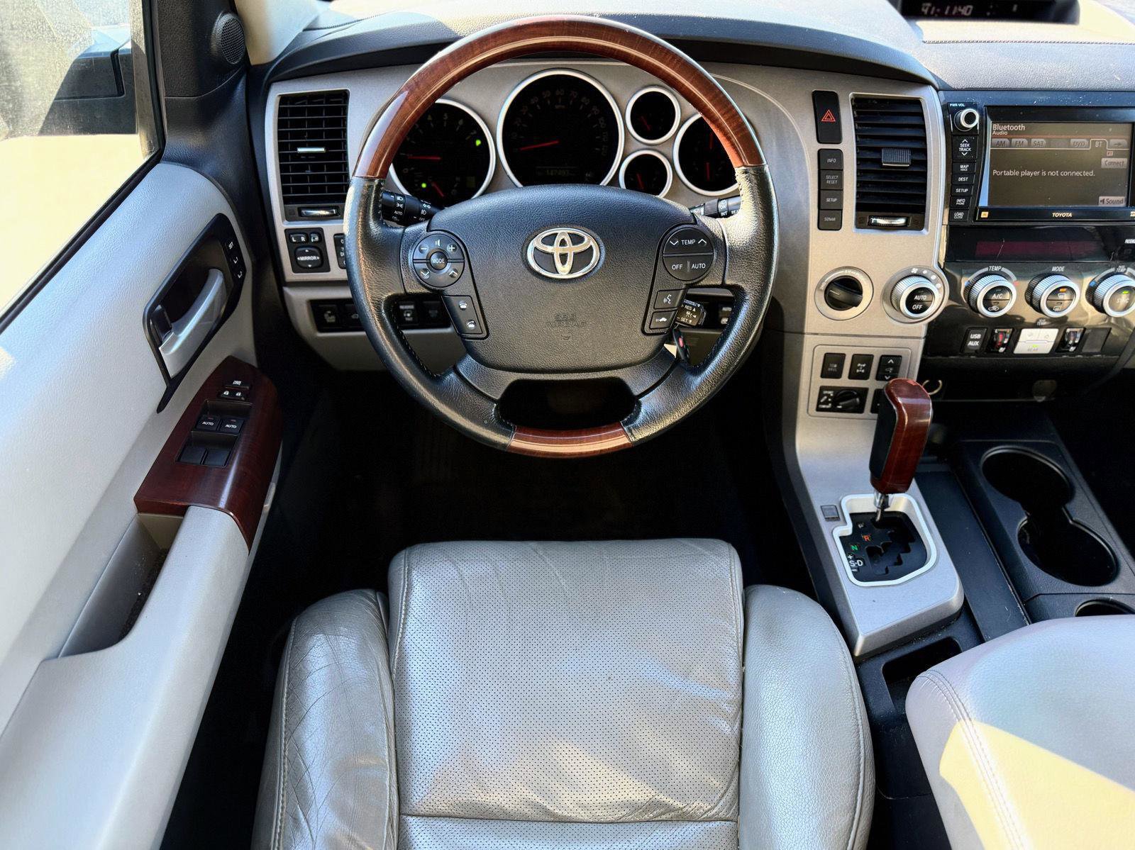 Used 2012 Toyota Sequoia Platinum image 2