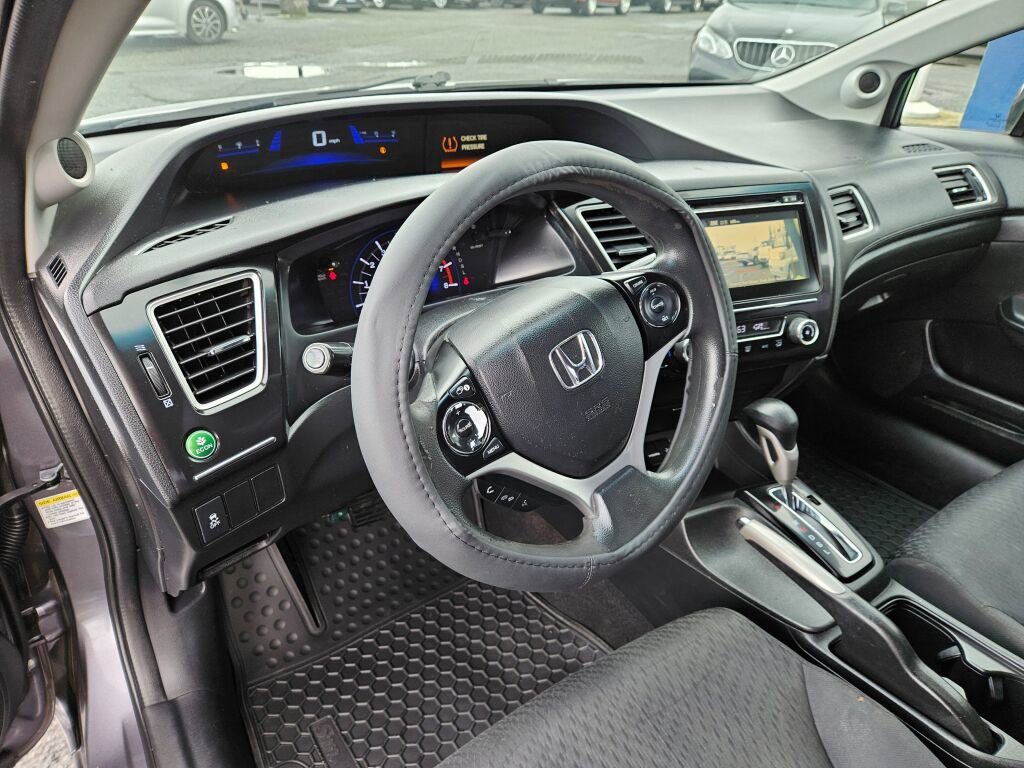 Used 2015 Honda Civic SE image 16
