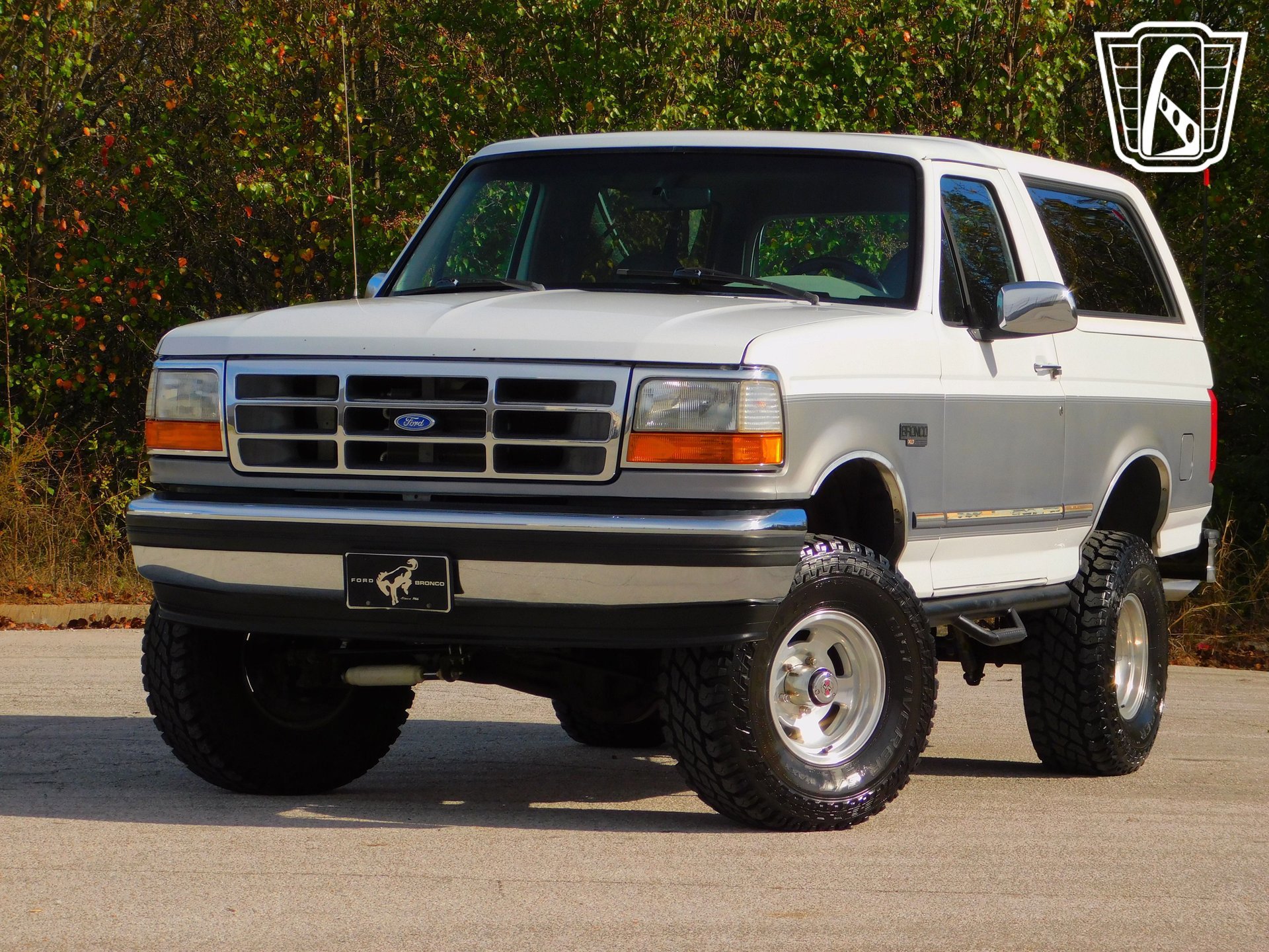 Used 1995 Ford Bronco XLT AWD/4WD image 5