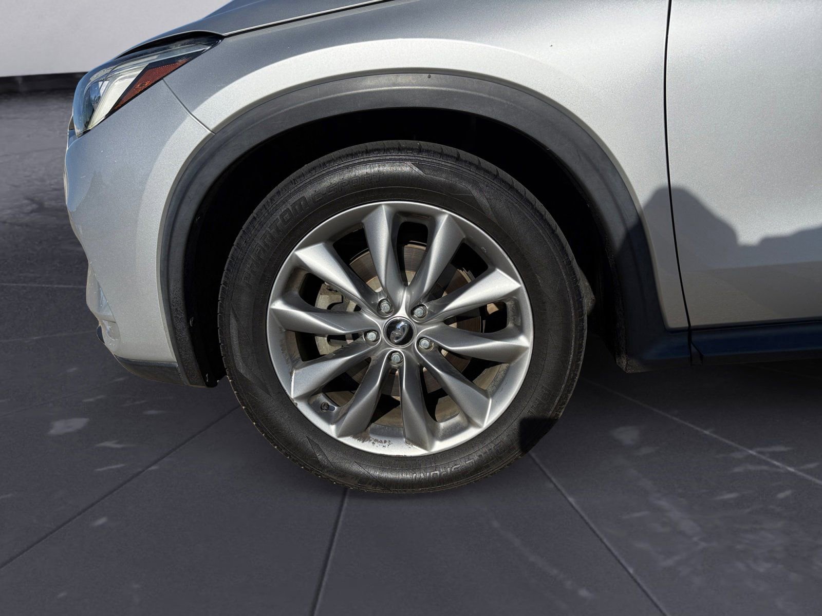 Used 2019 INFINITI QX50 Luxe image 14