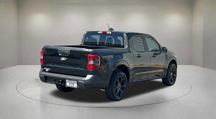 New 2025 Ford Maverick XLT w/ Black Appearance Package image 4