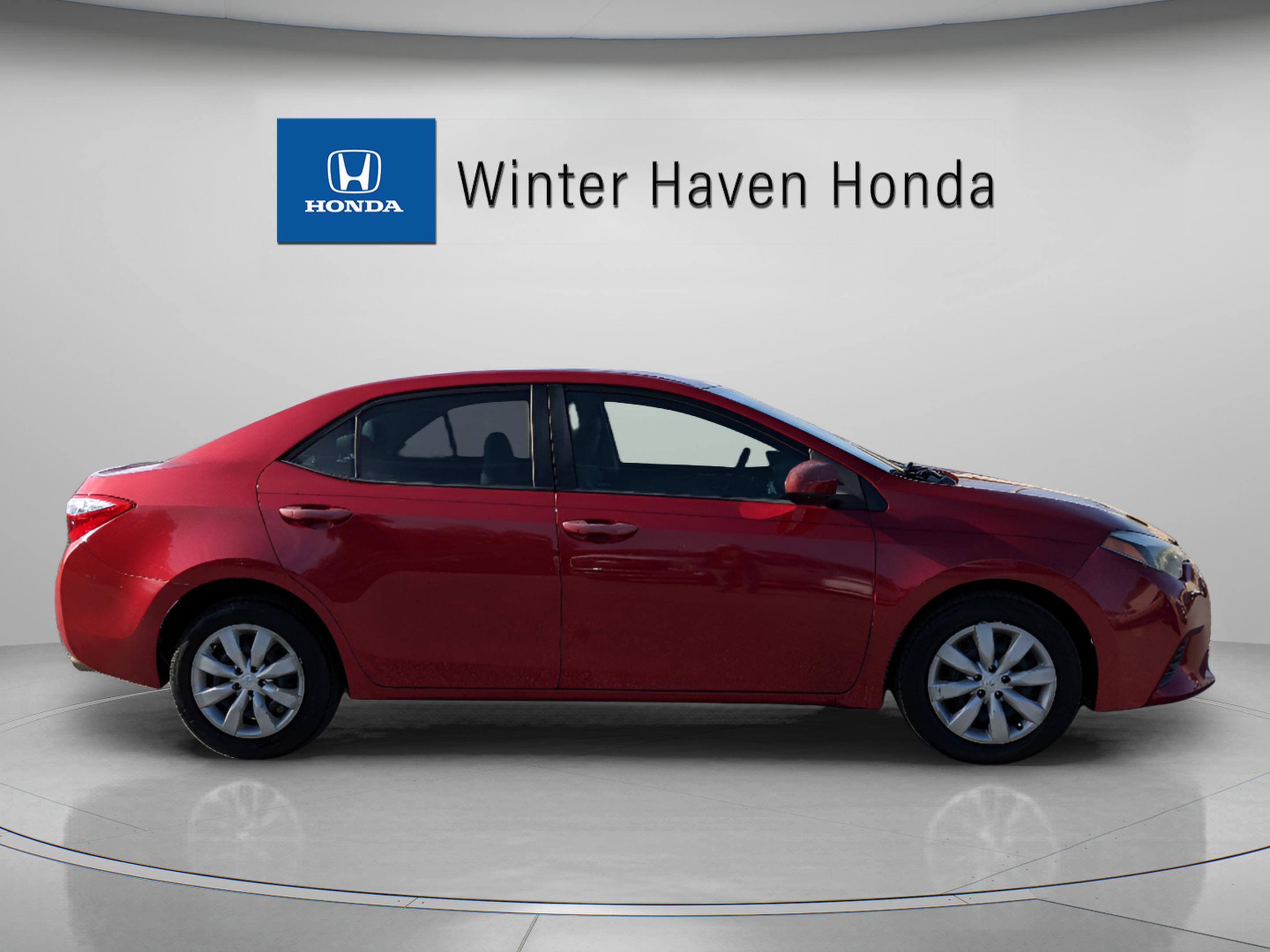 Used 2016 Toyota Corolla LE image 9