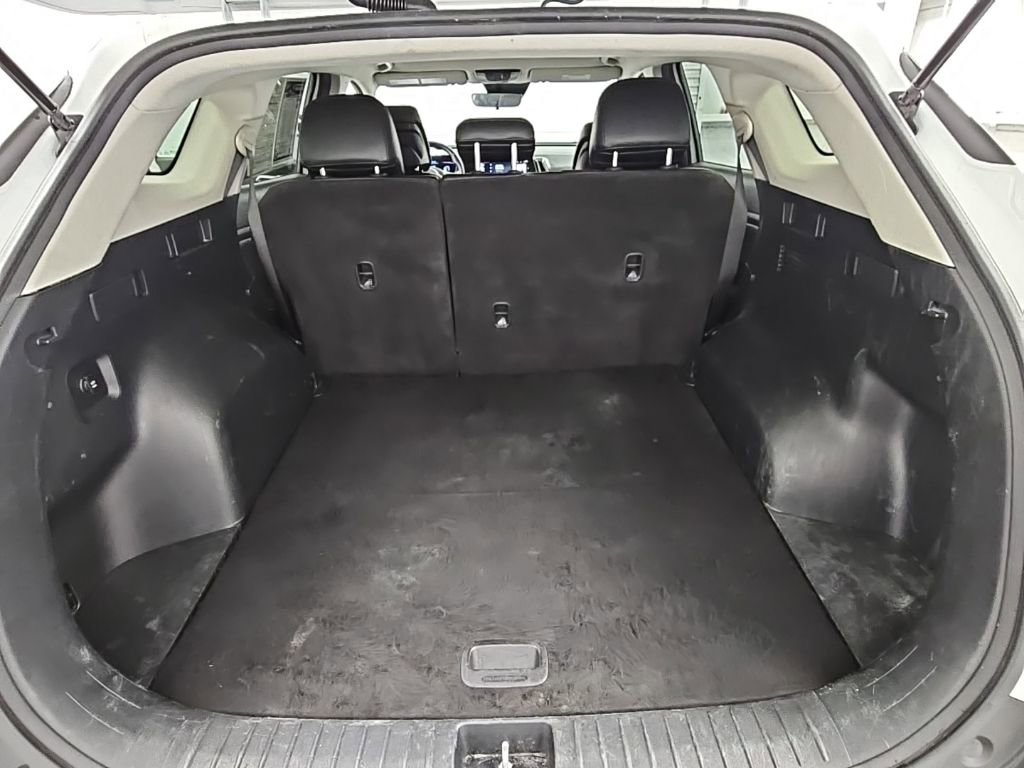 Used 2023 Kia Sportage EX FWD image 34
