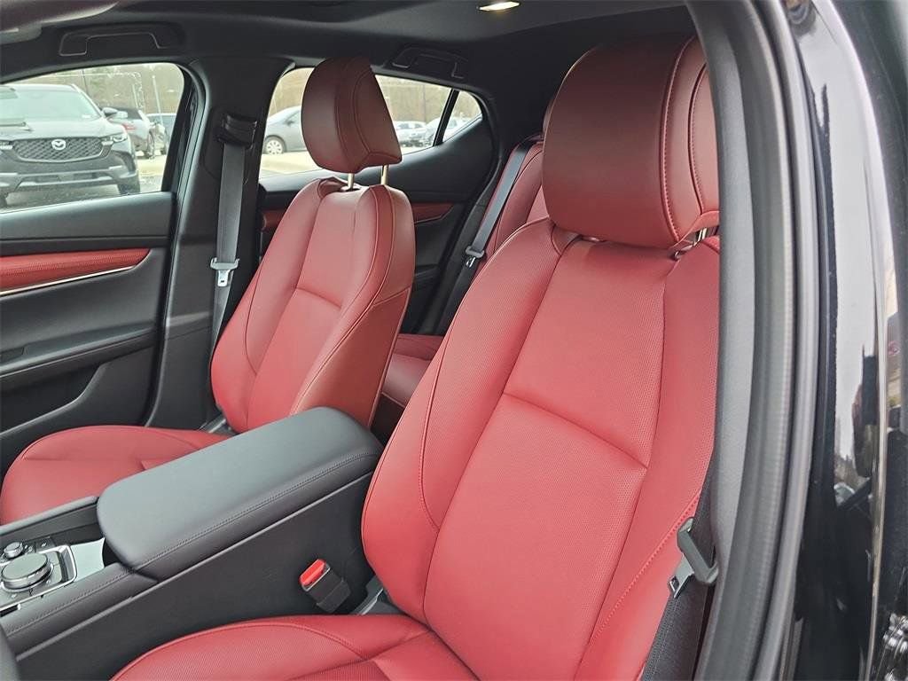 New 2026 MAZDA MAZDA3 Hatchback w/Premium Plus Pkg image 21