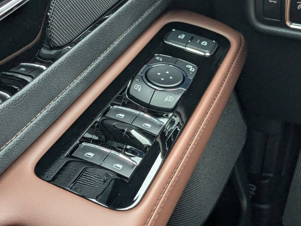 New 2026 Lincoln Aviator Reserve w/ Illumination Package RWD image 28