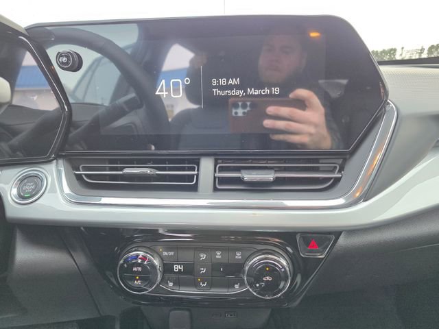 New 2026 Chevrolet Trax LT w/ LT Convenience Package image 19