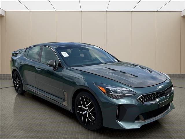Used 2022 Kia Stinger GT-Line w/ Sun & Sound Package AWD/4WD image 9