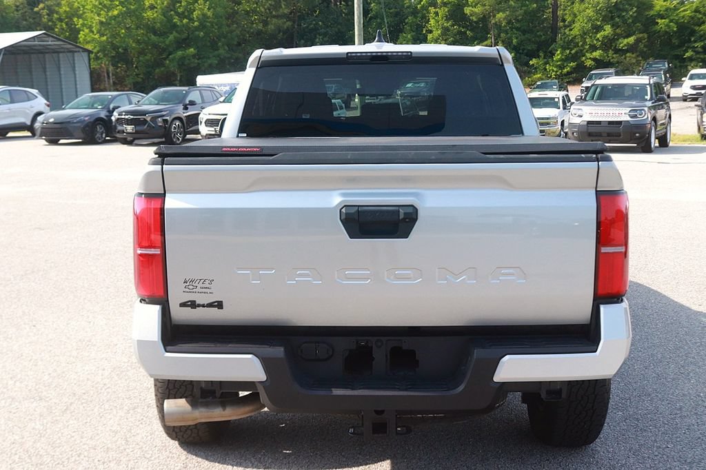 Used 2025 Toyota Tacoma TRD Off-Road AWD/4WD image 6