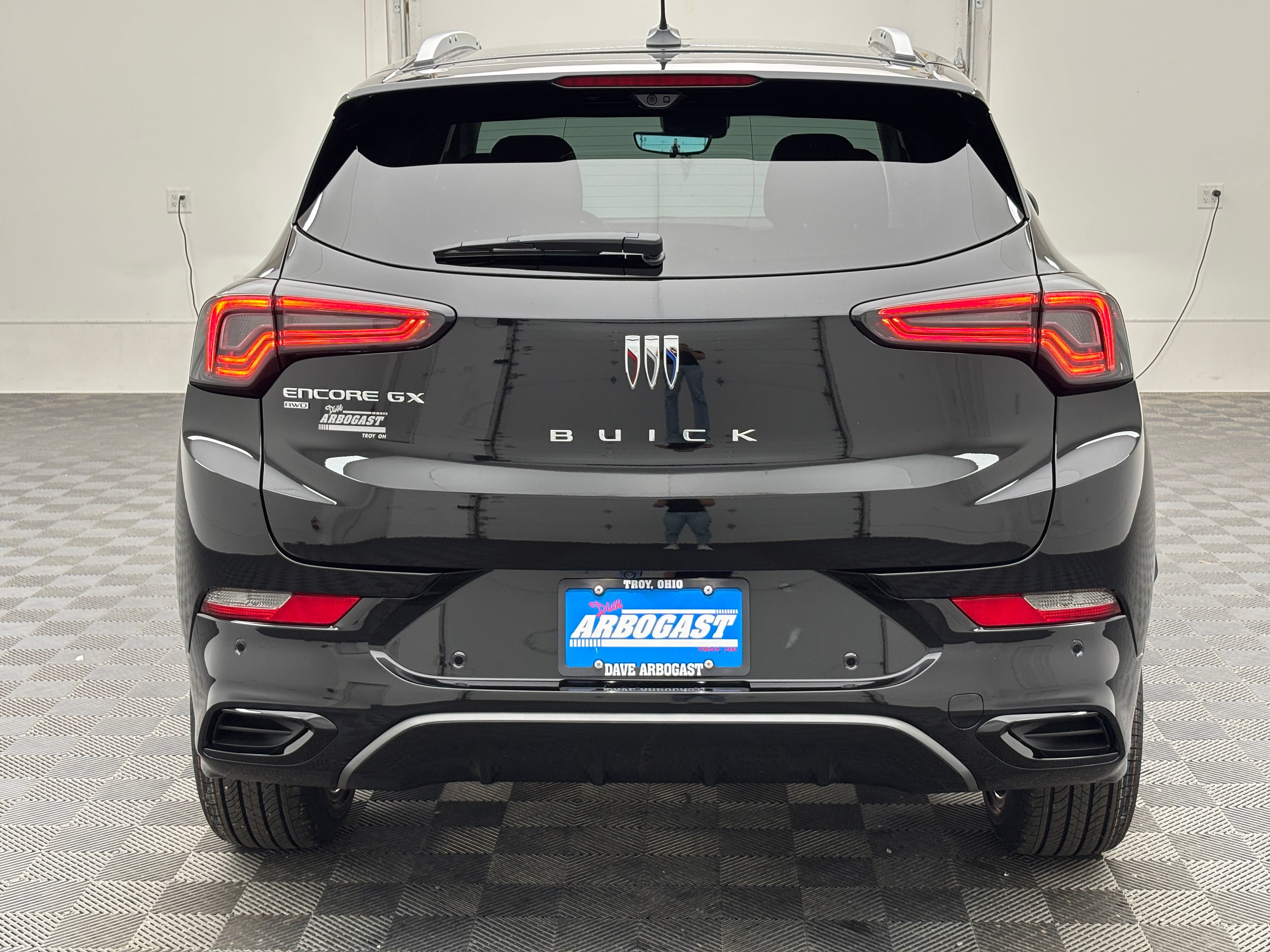 New 2026 Buick Encore GX Avenir w/ Avenir Technology Package AWD/4WD image 9
