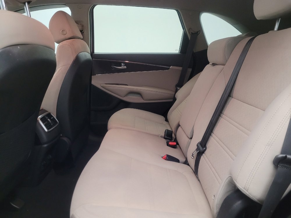Used 2018 Kia Sorento LX FWD image 18