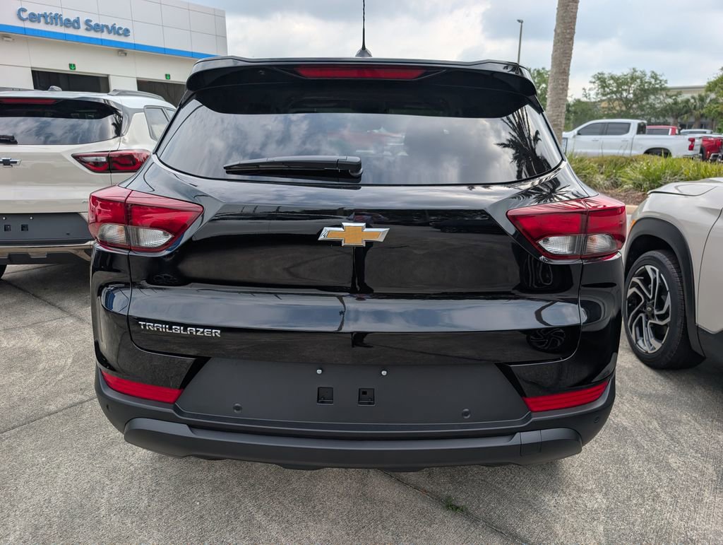 New 2026 Chevrolet TrailBlazer LS w/ LS Convenience Package FWD image 6