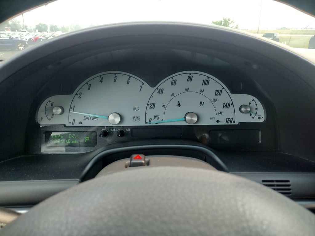 Used 2002 Ford Thunderbird RWD image 16