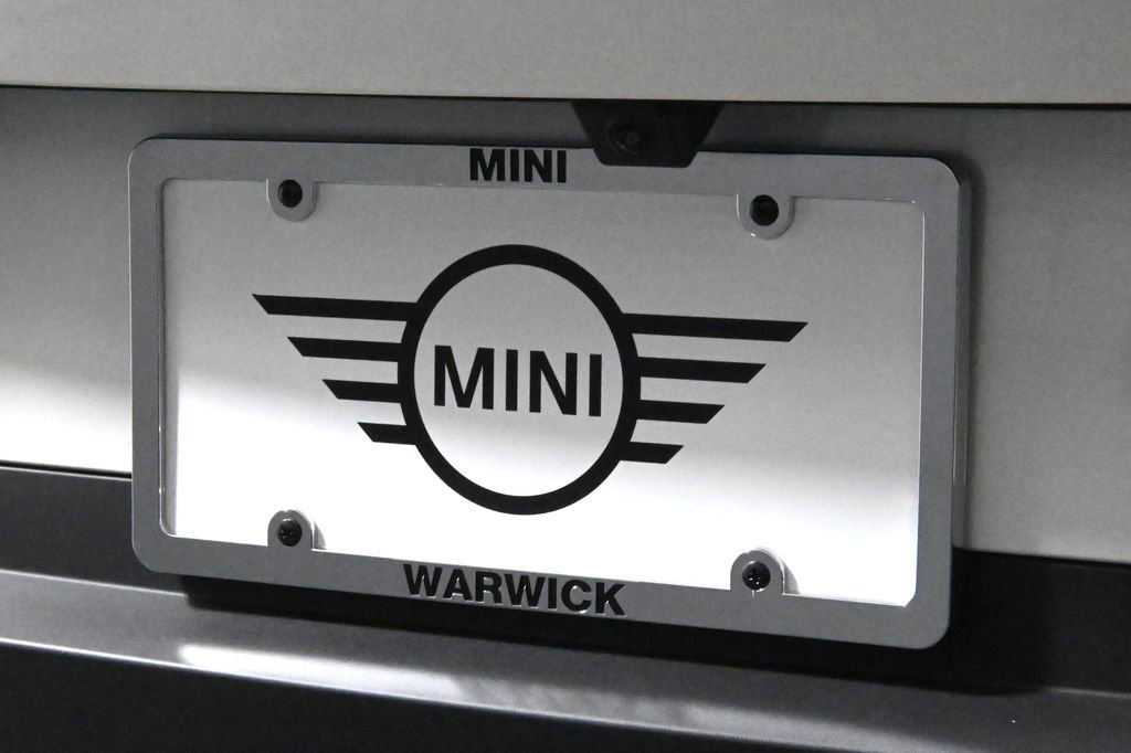 Used 2025 MINI Cooper Countryman S w/ Comfort Package Max image 14