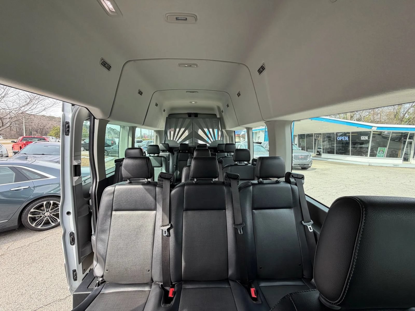 Used 2022 Ford Transit 350 XL RWD image 21
