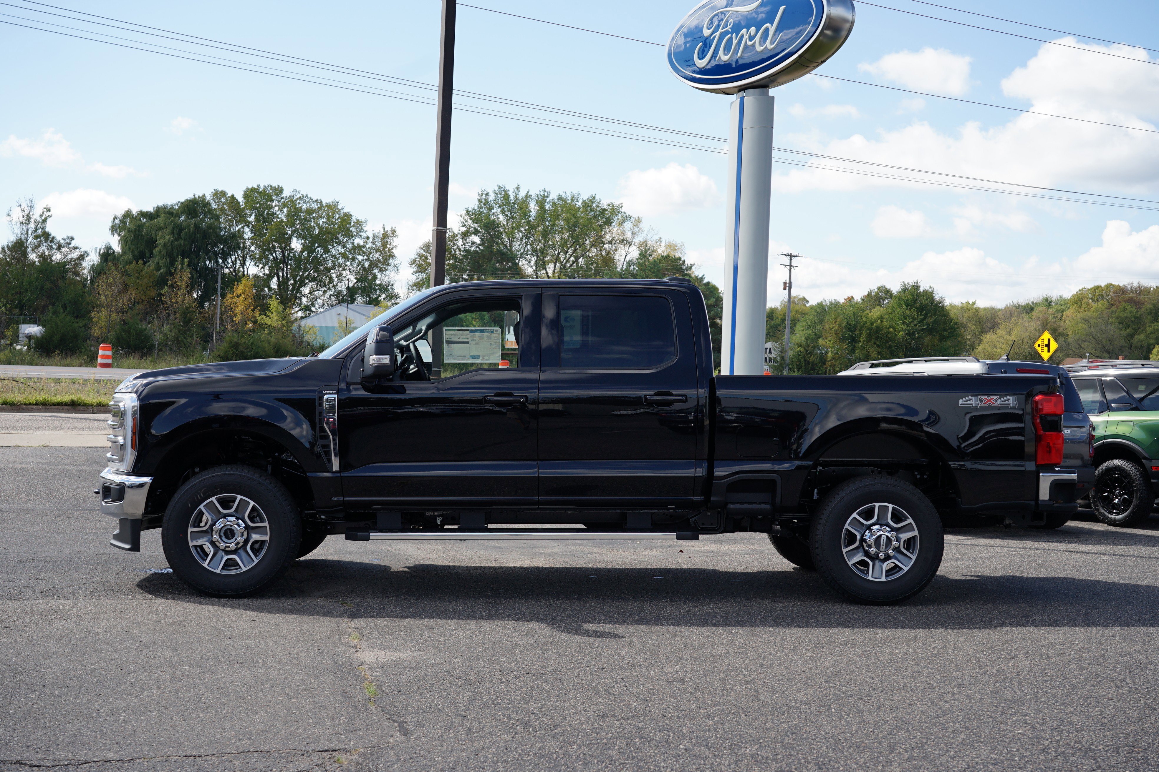 New 2026 Ford F350 Lariat image 7