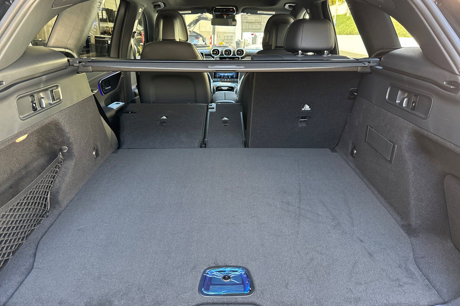 New 2026 Mercedes-Benz GLC 300 image 36