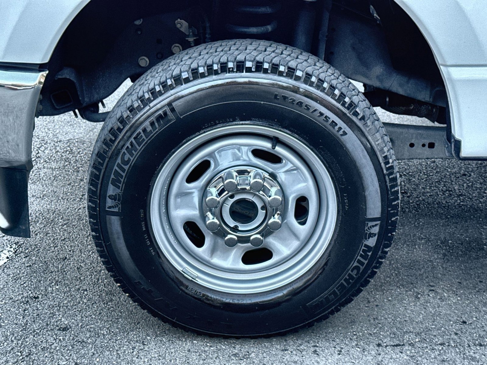 Used 2024 Ford F250 XL w/ Snow Plow Prep Package image 12