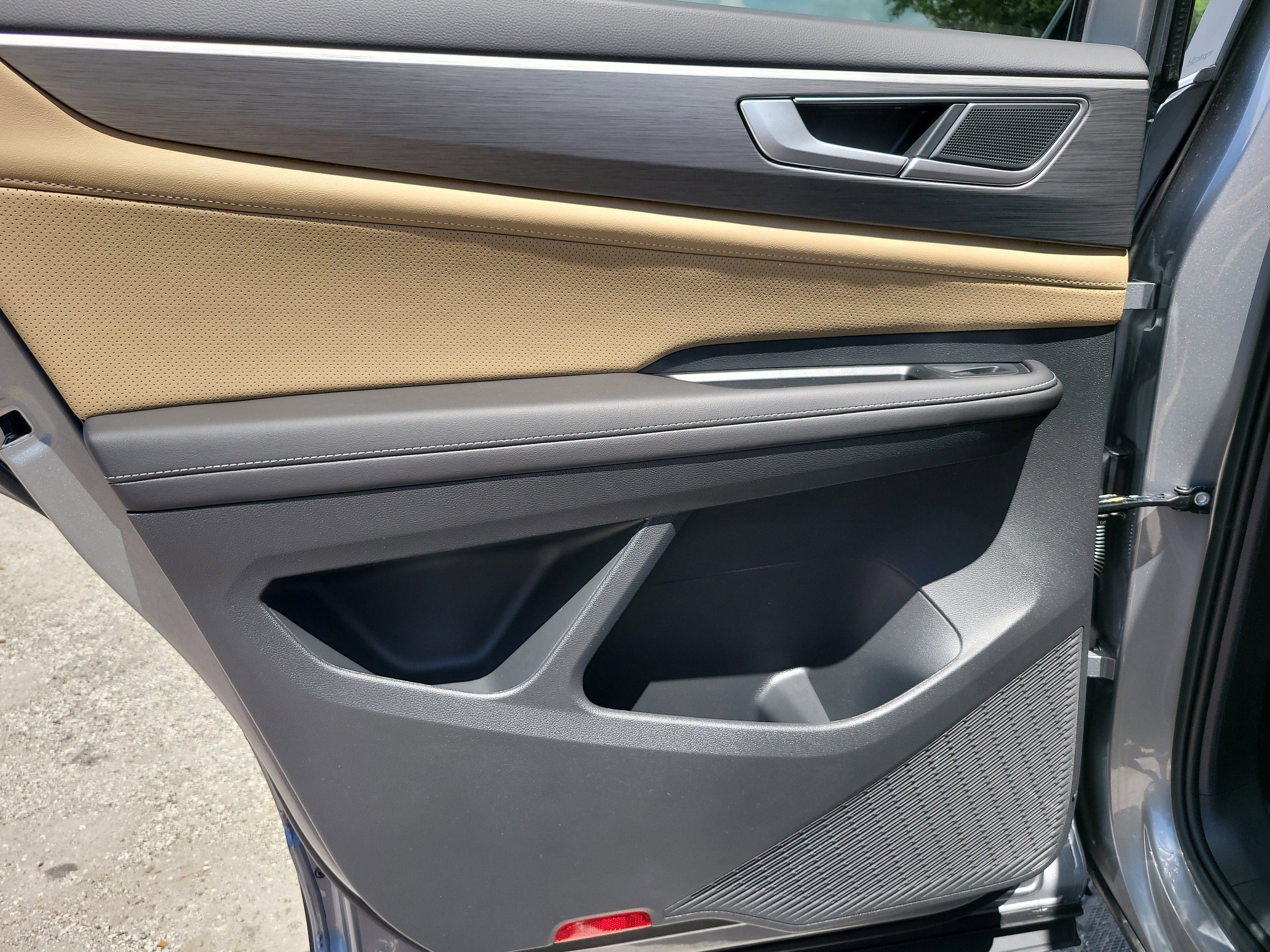 New 2026 Volkswagen Atlas Cross Sport SE image 11