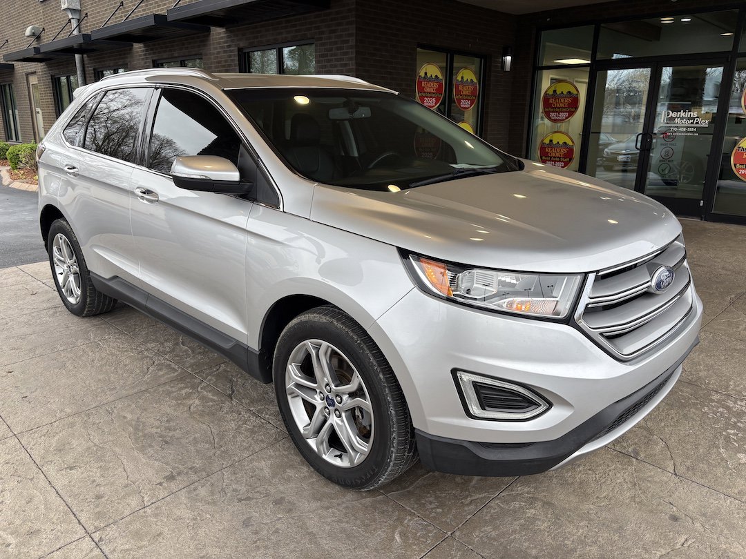 Used 2016 Ford Edge Titanium w/ Technology Package image 4