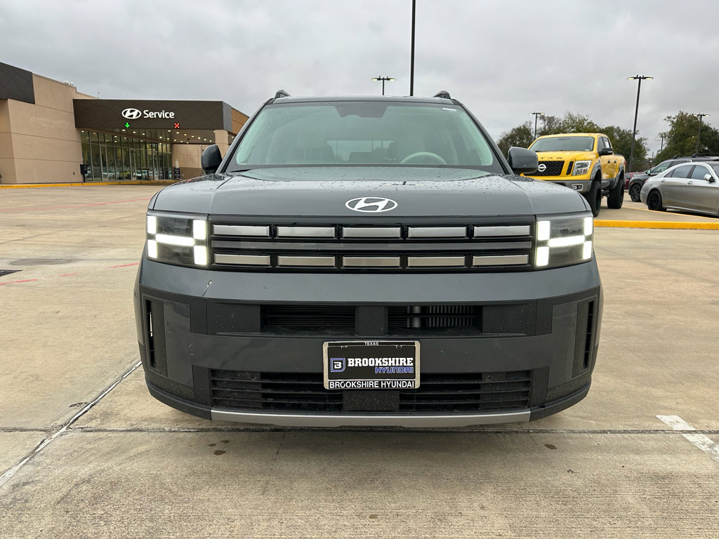 Used 2025 Hyundai Santa Fe SEL image 2