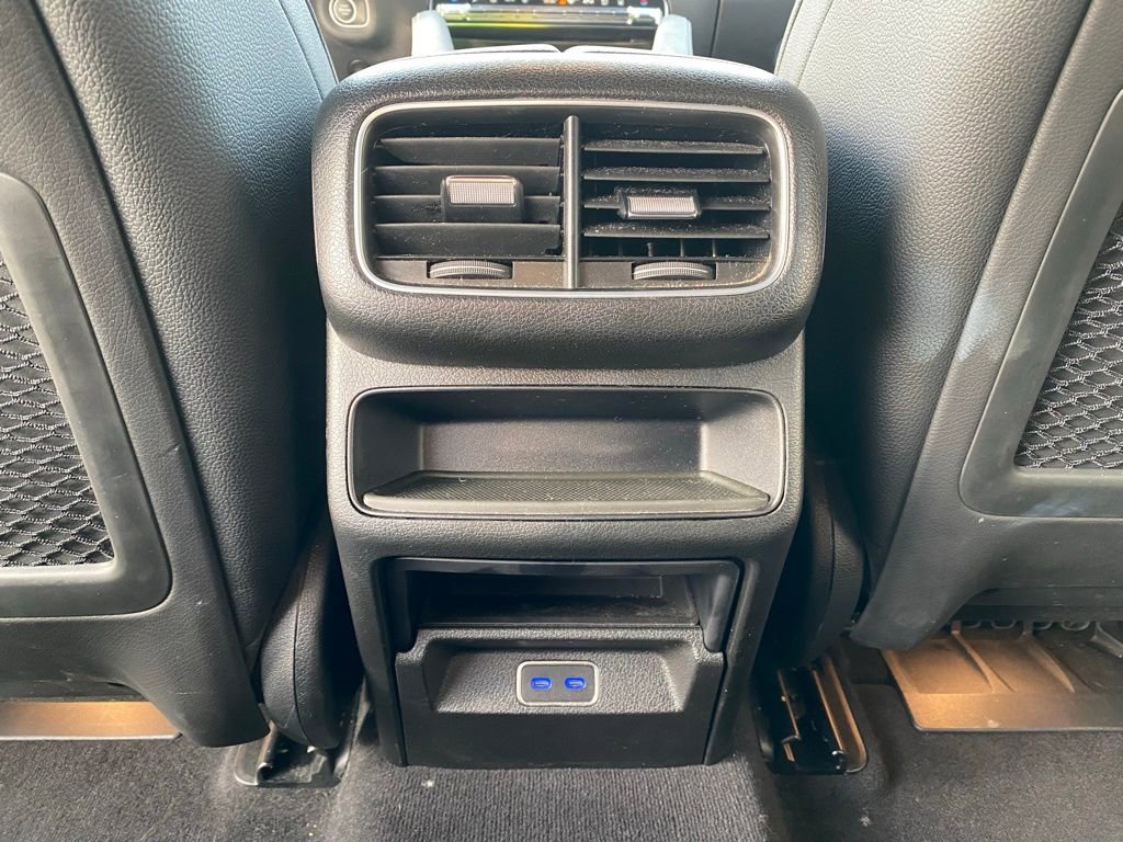 Used 2024 Mercedes-Benz GLE 450e 4MATIC image 31