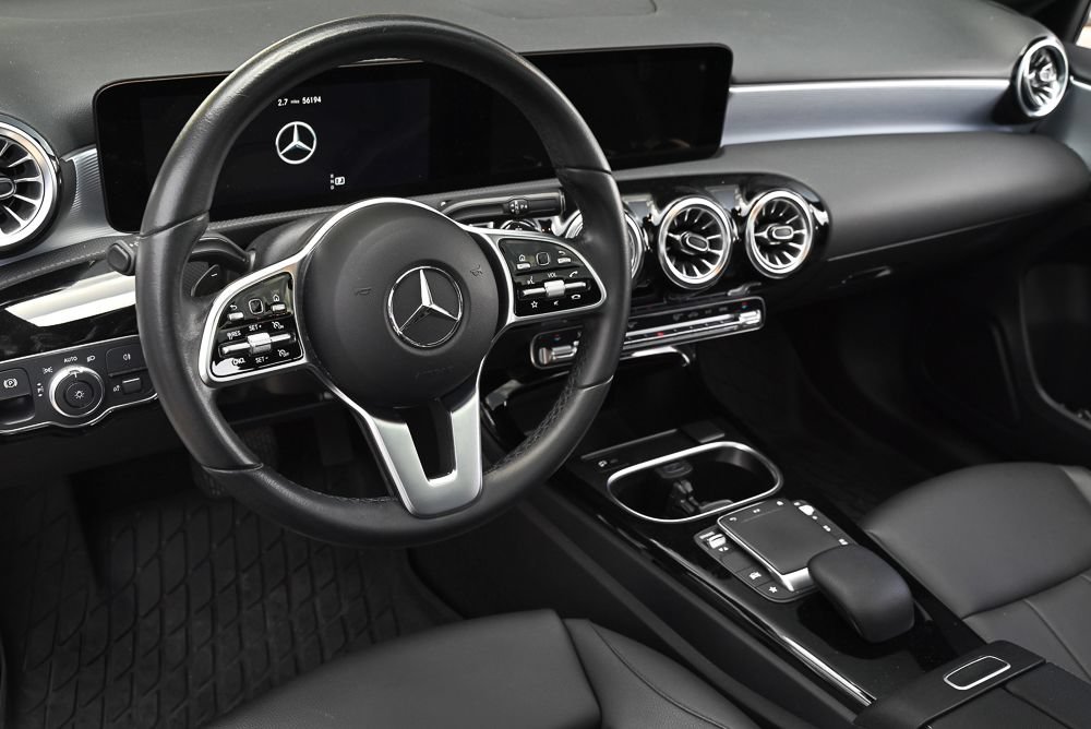 Used 2022 Mercedes-Benz A 220 image 11