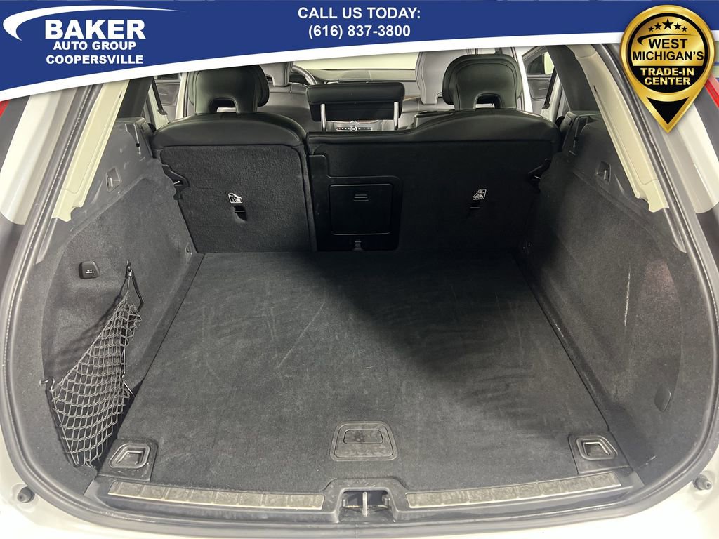 Used 2023 Volvo XC60 B6 Ultimate image 26