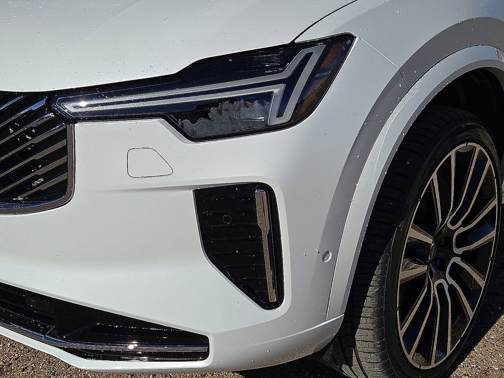 New 2026 Volvo XC90 B6 Plus w/ Protection Package Premier AWD/4WD image 9