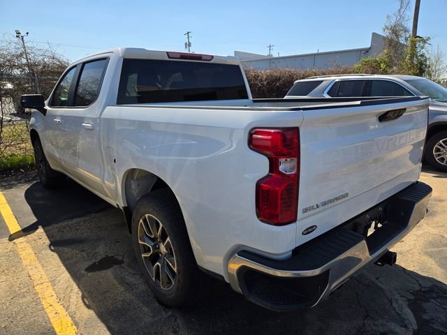 Used 2023 Chevrolet Silverado 1500 LT w/ Z71 Off-Road Package image 9