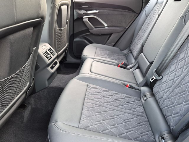 New 2026 Audi SQ5 Premium Plus AWD/4WD image 15