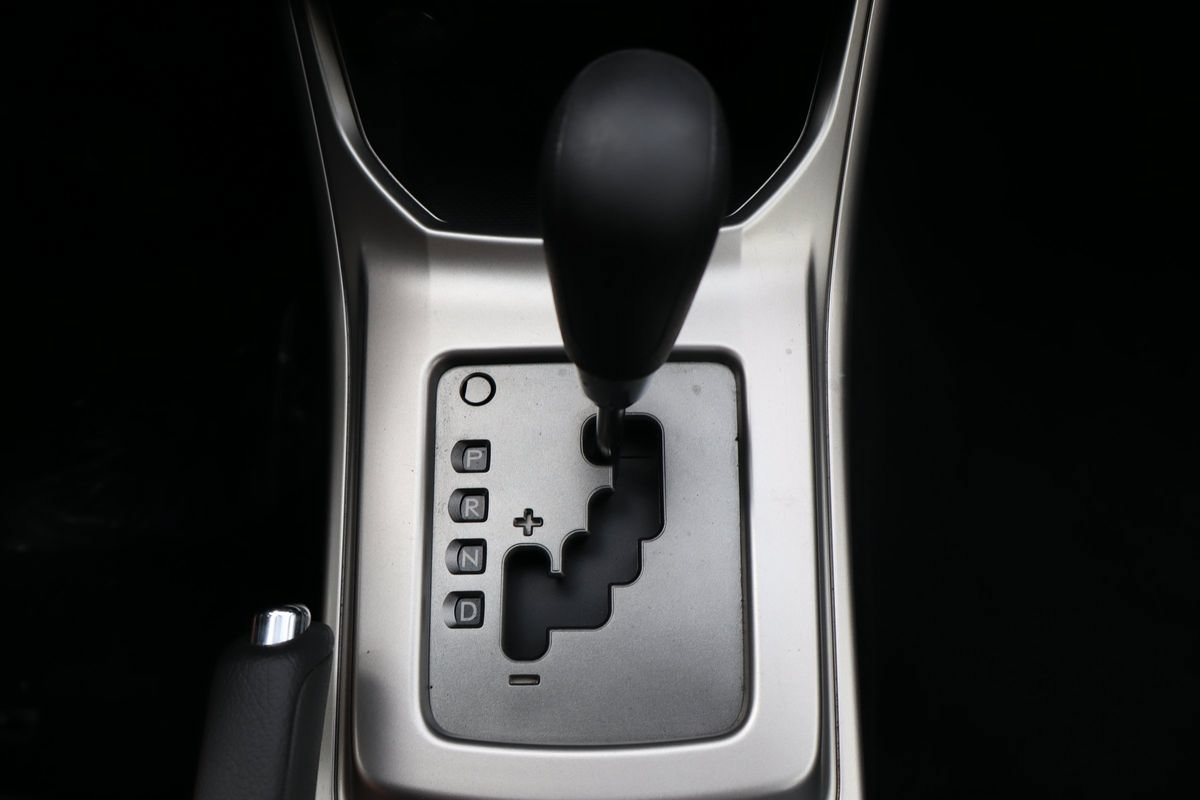 Used 2010 Subaru Impreza 2.5i AWD/4WD image 34