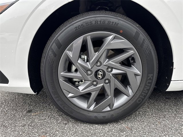 New 2026 Hyundai Elantra Blue image 11