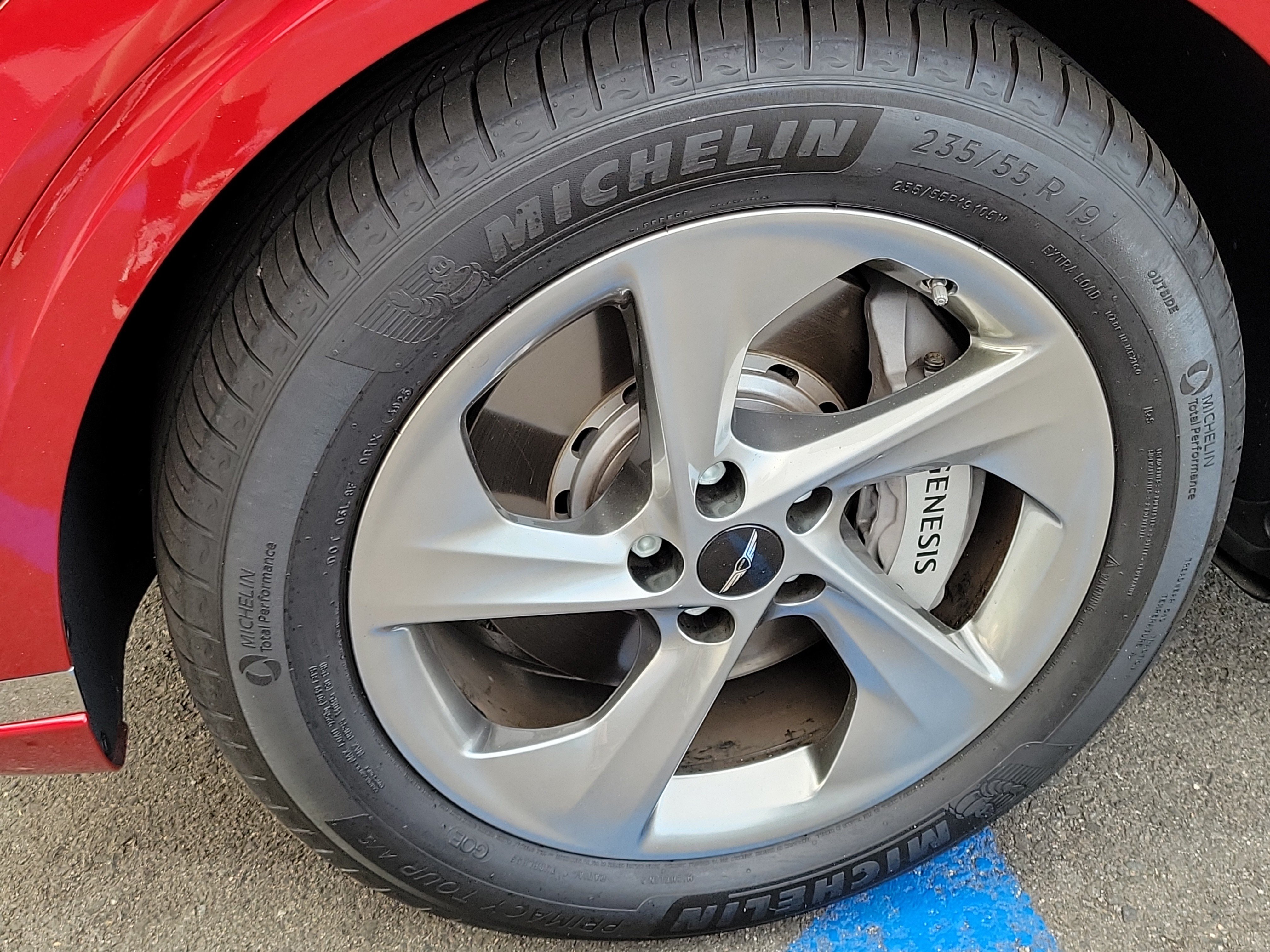 Certified 2026 Genesis GV70 2.5T Select AWD/4WD image 7