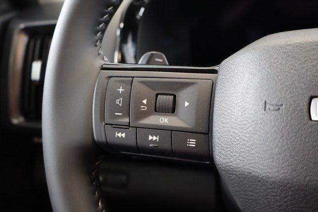 New 2026 Nissan Pathfinder SL image 16