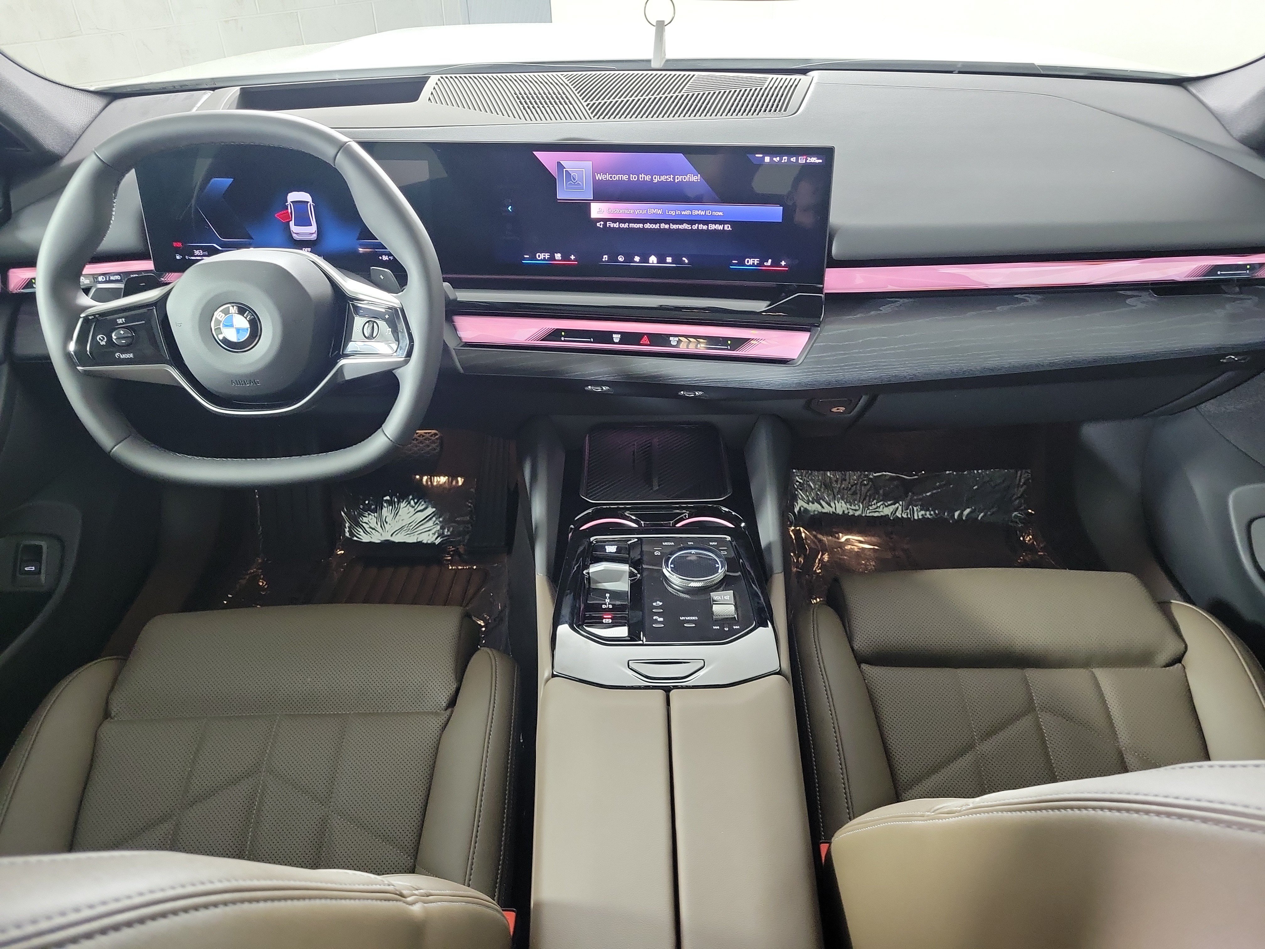 Certified 2027 BMW 530i xDrive w/ Premium Package AWD/4WD image 11