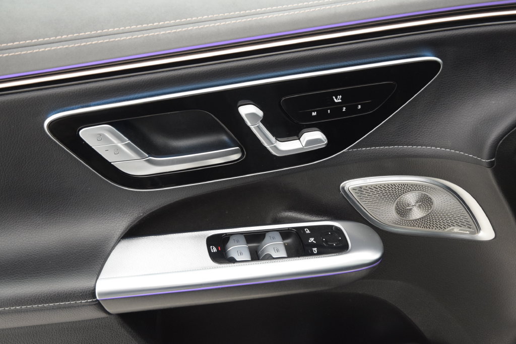 Certified 2023 Mercedes-Benz EQE 350+ SUV image 22