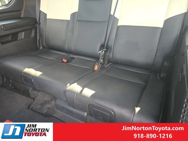 Used 2023 Toyota Sequoia Capstone AWD/4WD image 33