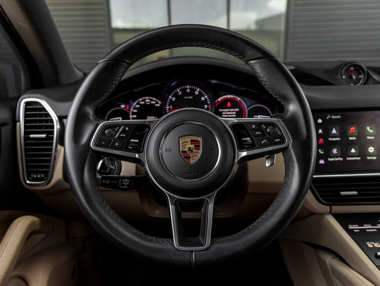 Certified 2023 Porsche Cayenne AWD/4WD image 28