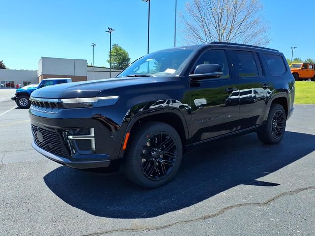 New 2026 Jeep Grand Wagoneer Limited AWD/4WD image 3