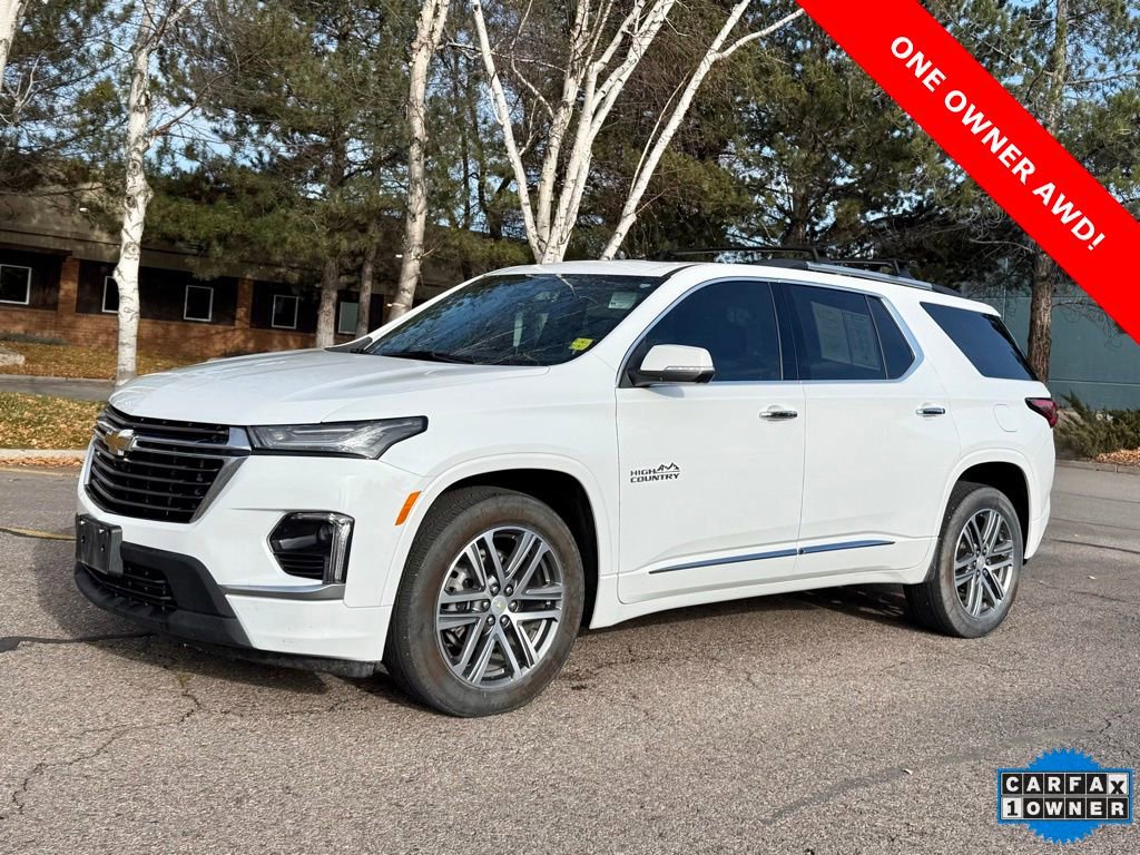 Used 2023 Chevrolet Traverse High Country image 1