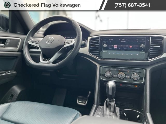 Used 2023 Volkswagen Atlas Cross Sport SEL R-Line AWD/4WD image 35
