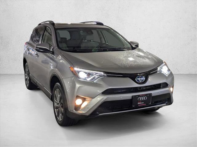Used 2018 Toyota RAV4 Limited image 3
