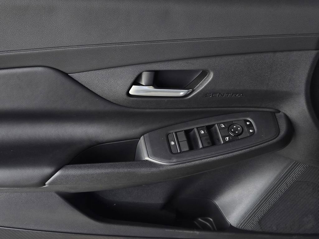 New 2026 Nissan Sentra SV w/ SV Convenience Package FWD image 16